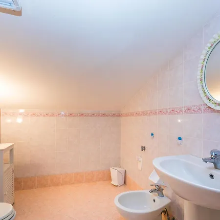 Lavanda By Interhome Tatil Evi Badia Agnano